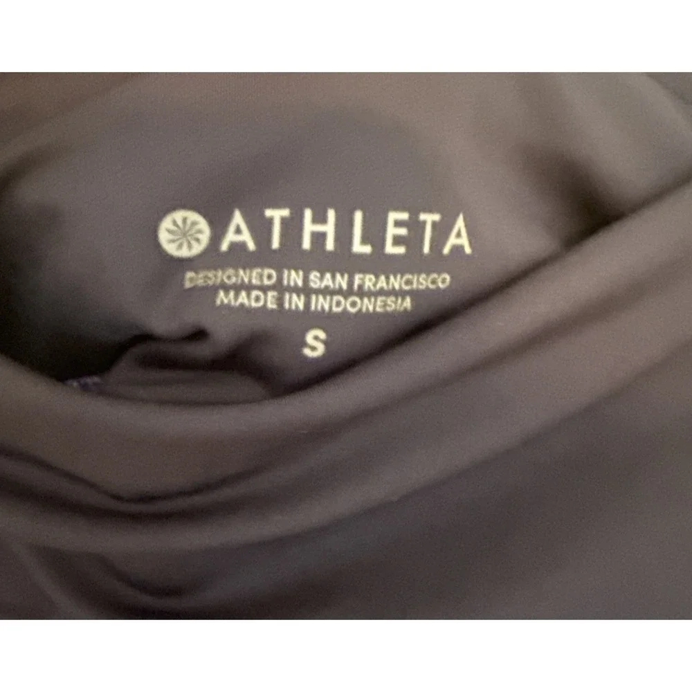 Athleta Shorts Womens‎ Small Running Free Colorblock Purple Multi